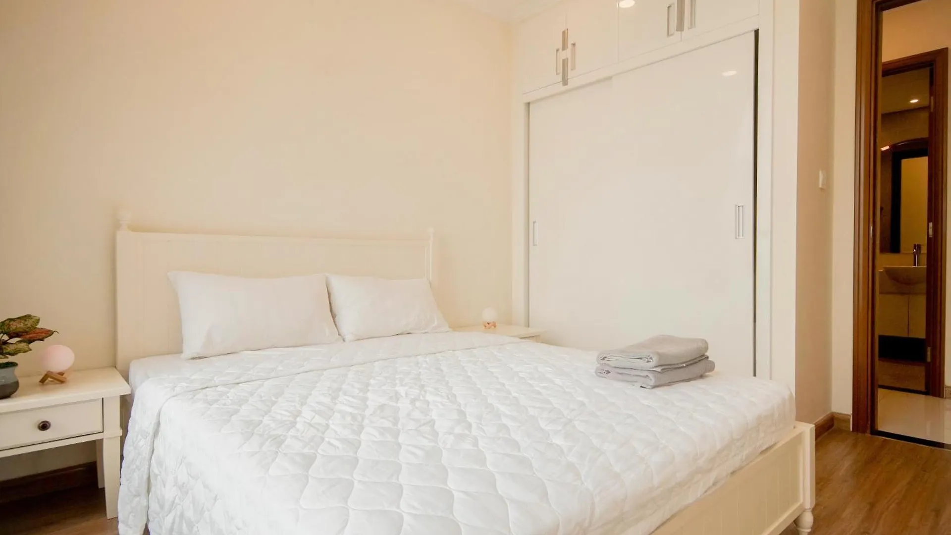 Vinhomes Apartments Serviced Ho Chi Minh City