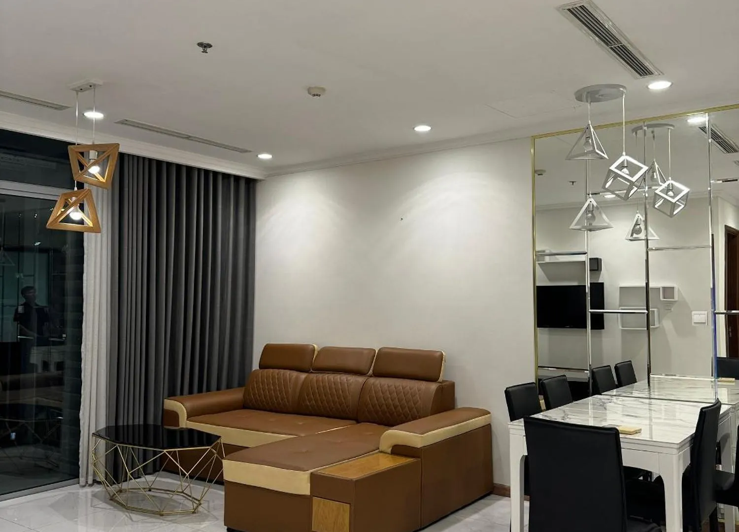 Vinhomes Apartments Serviced Ho Chi Minh City 0*,